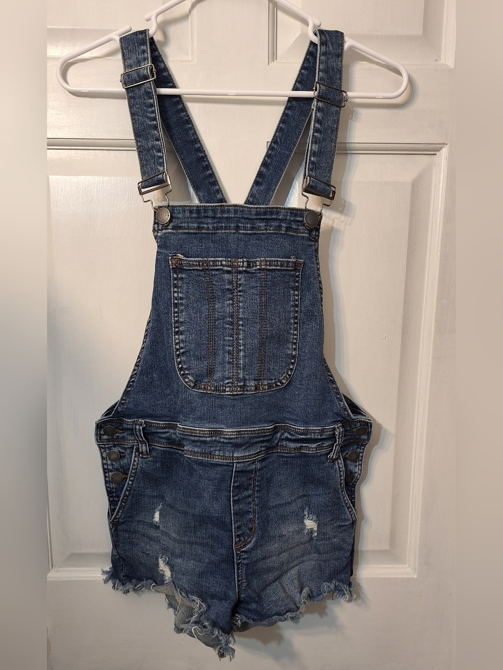 See Thru Soul Distressed Denim Shortalls. Sz 27